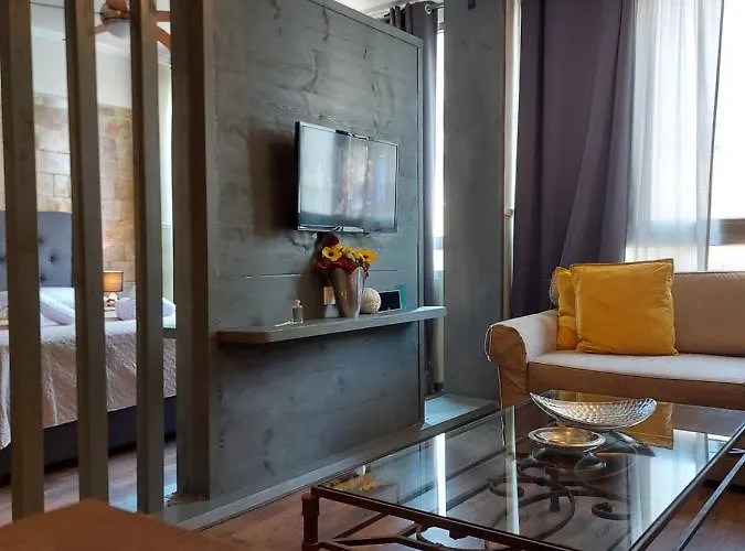 Moodsolutionsskg * Salonic